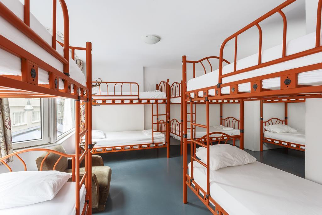 Hush Hostel Moda Istanbul Rom bilde