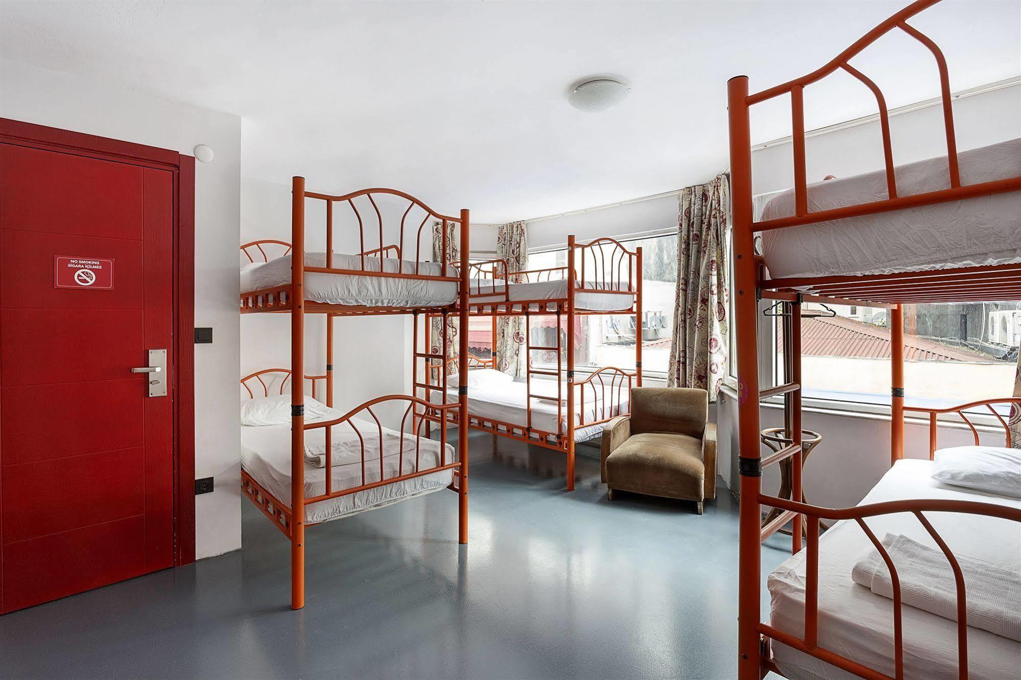 Hush Hostel Moda Istanbul Eksteriør bilde