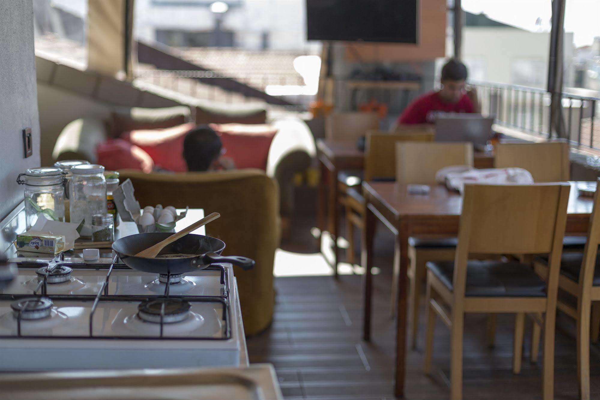 Hush Hostel Moda Istanbul Eksteriør bilde